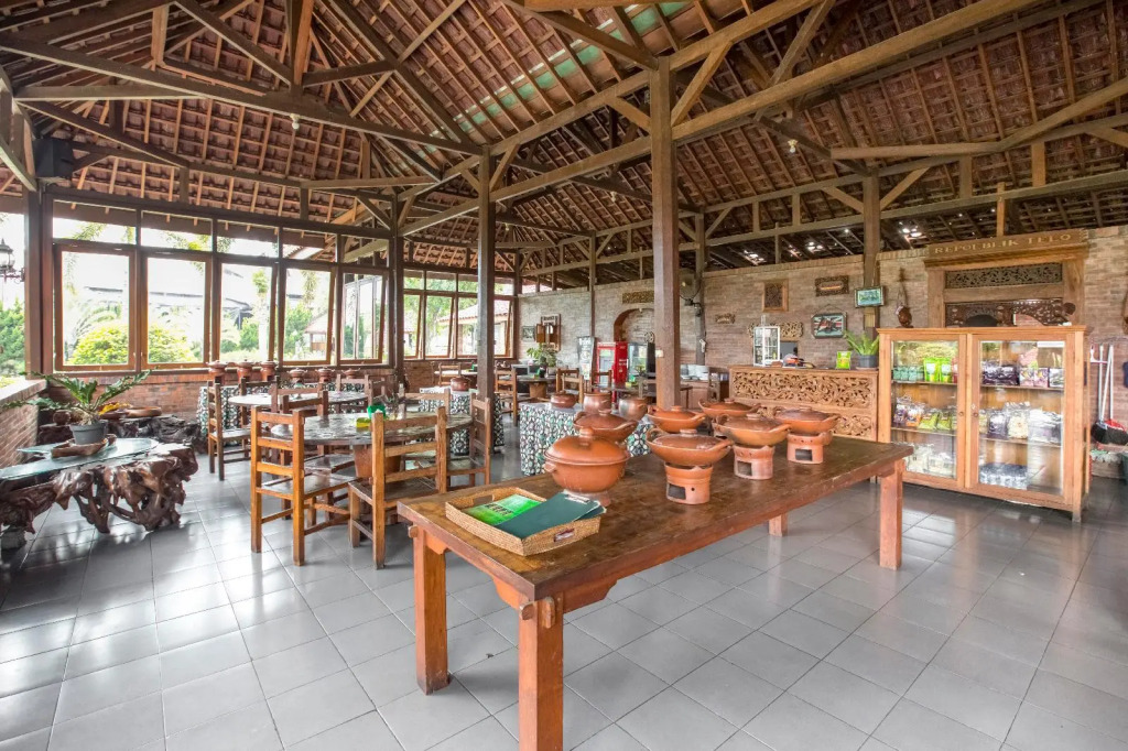 RedDoorz Plus @ Purwodadi