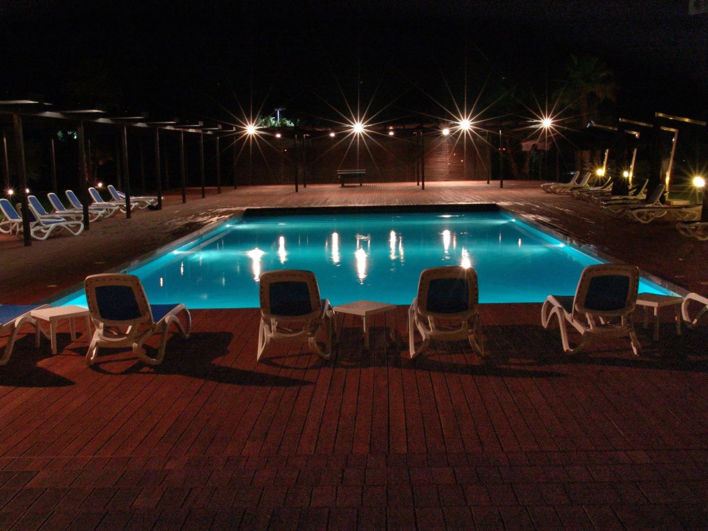 New Villa Carlotta