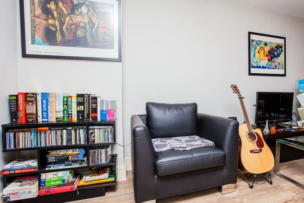New Ground Floor 1 Bedroom Apartment Near Greenwich