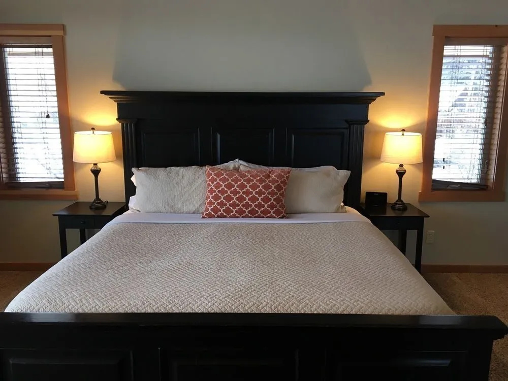 Mt Gardner Inn