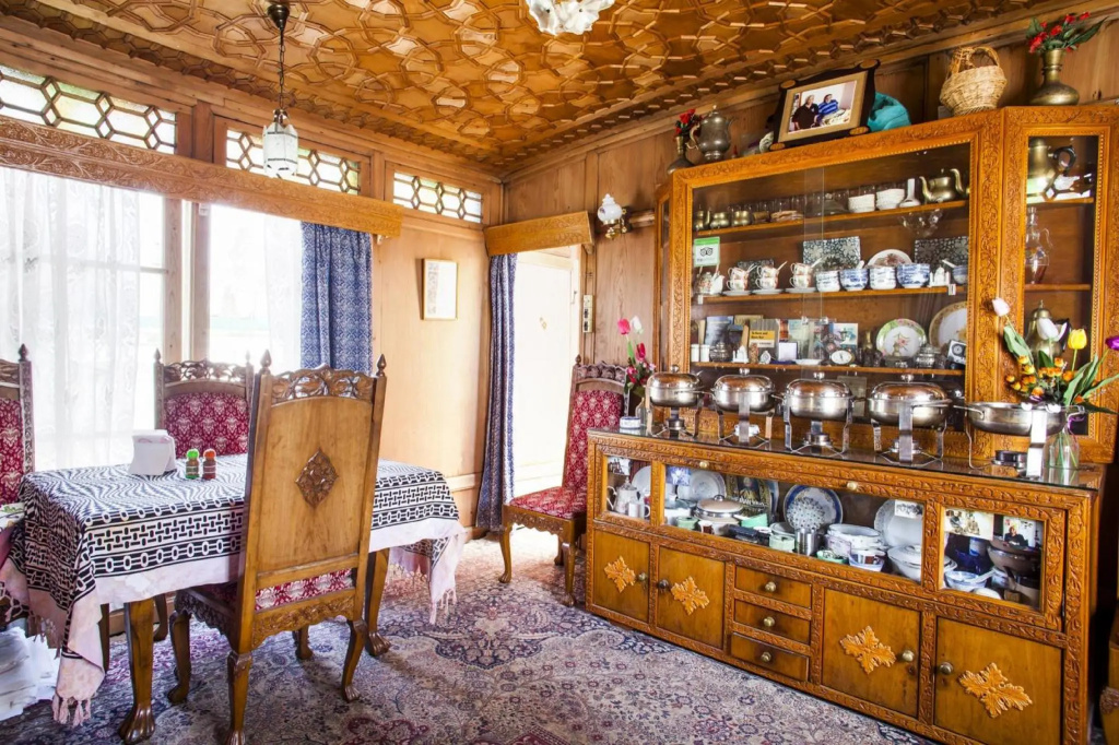 The Shelter Group of Houseboats & Tour organiser