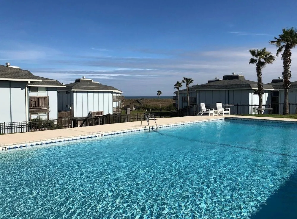 A Change In Lattitude 304Bh 2 Bedroom Condo
