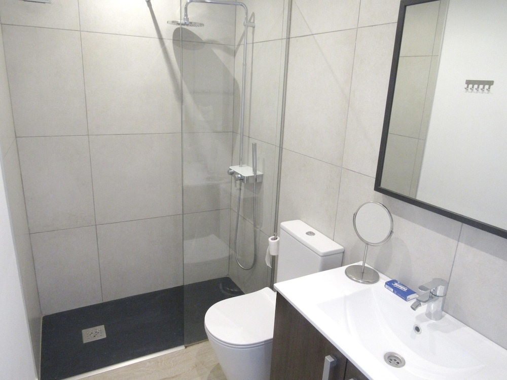 Apartment with One Bedroom in Playa de las Americas, with Pool Access, Furnished Balcony And Wifi - 500 M From the Beach