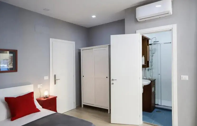 Flat 50M² 2 Bedrooms 2 Bathrooms - Naples