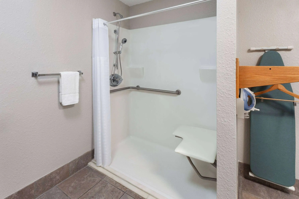 Days Inn by Wyndham Melbourne