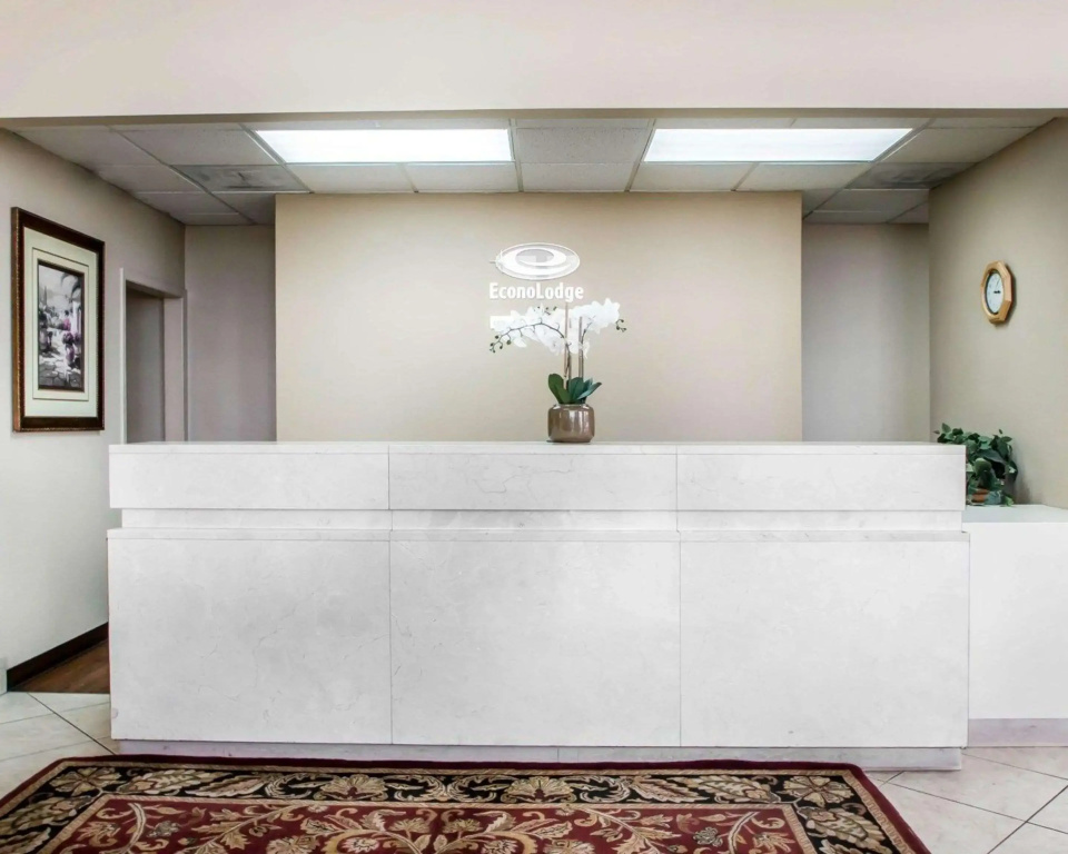 Econo Lodge Springfield I-44