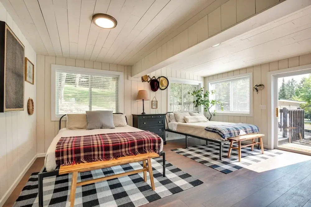 Eagle River Retreat Near Dam Lake w/ Boat Dock!