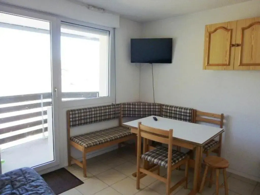 Appartement Arette, 1 pièce, 4 personnes - FR-1-602-42