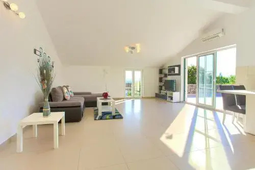 Holiday Home Vrh