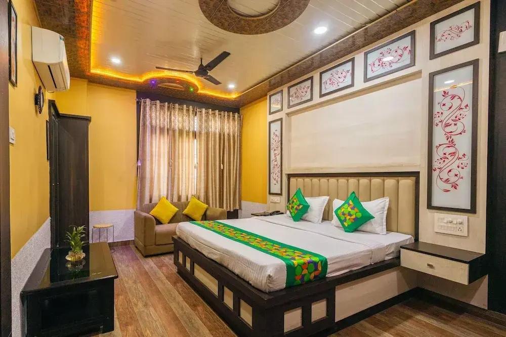 Treebo Saumendra Residency