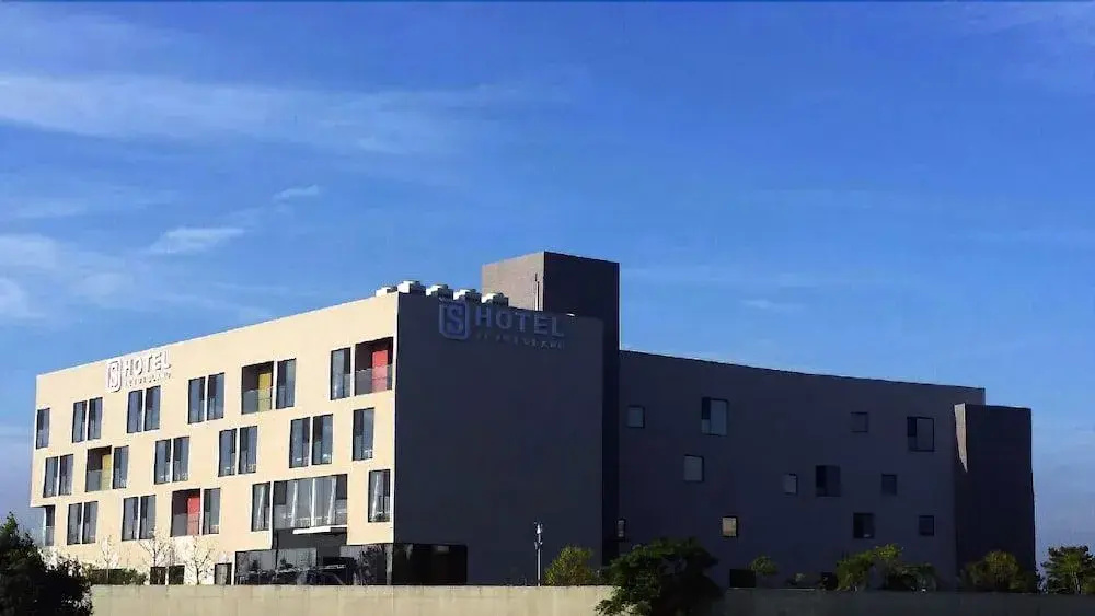 S Hotel