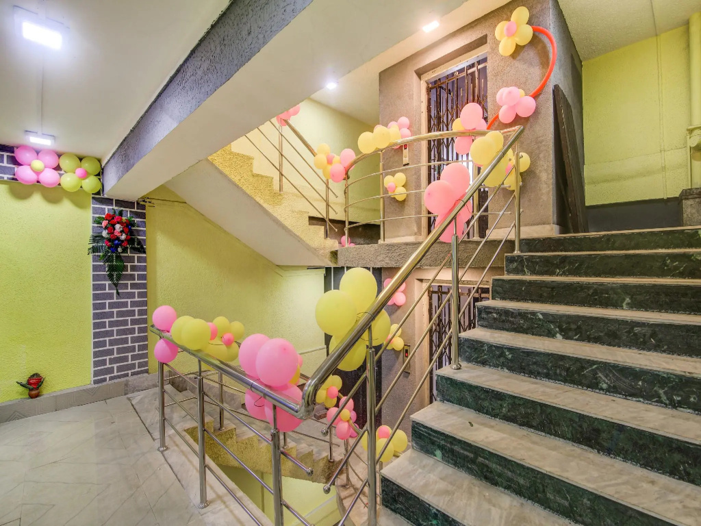 Hotel Divira Inn by OYO Rooms