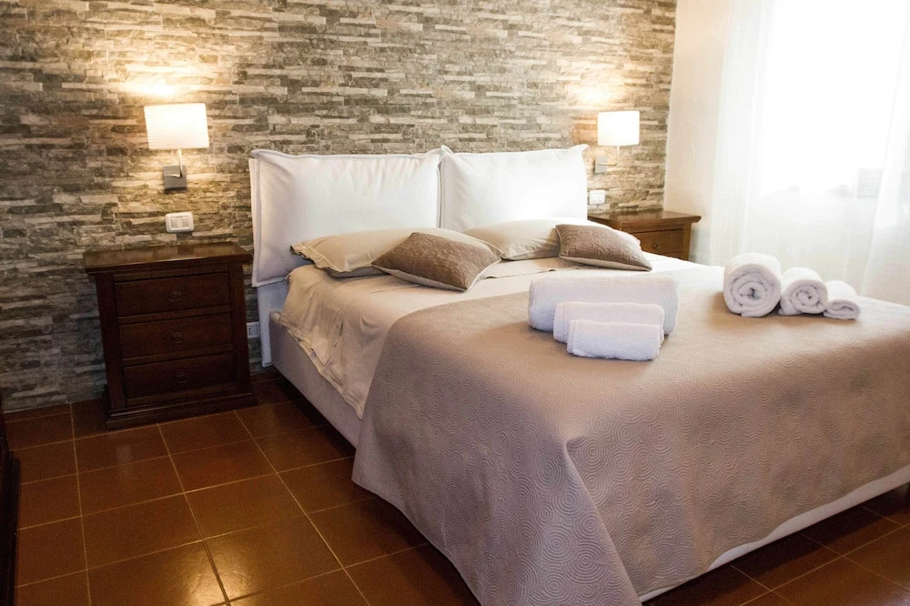 Quiet and Relaxing, Surrounded by Greenery a few Kilometers From the sea