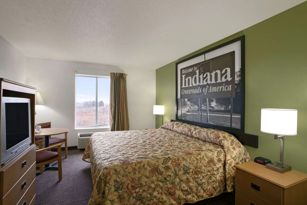 Super 8 by Wyndham Corydon