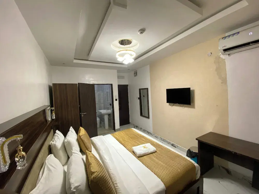 Julicis Hotels and Suites