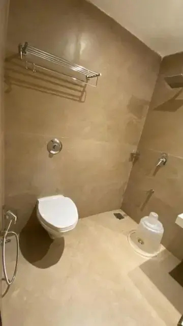 Hotel Plaza Heights by RAK Rooms, Mangaluru