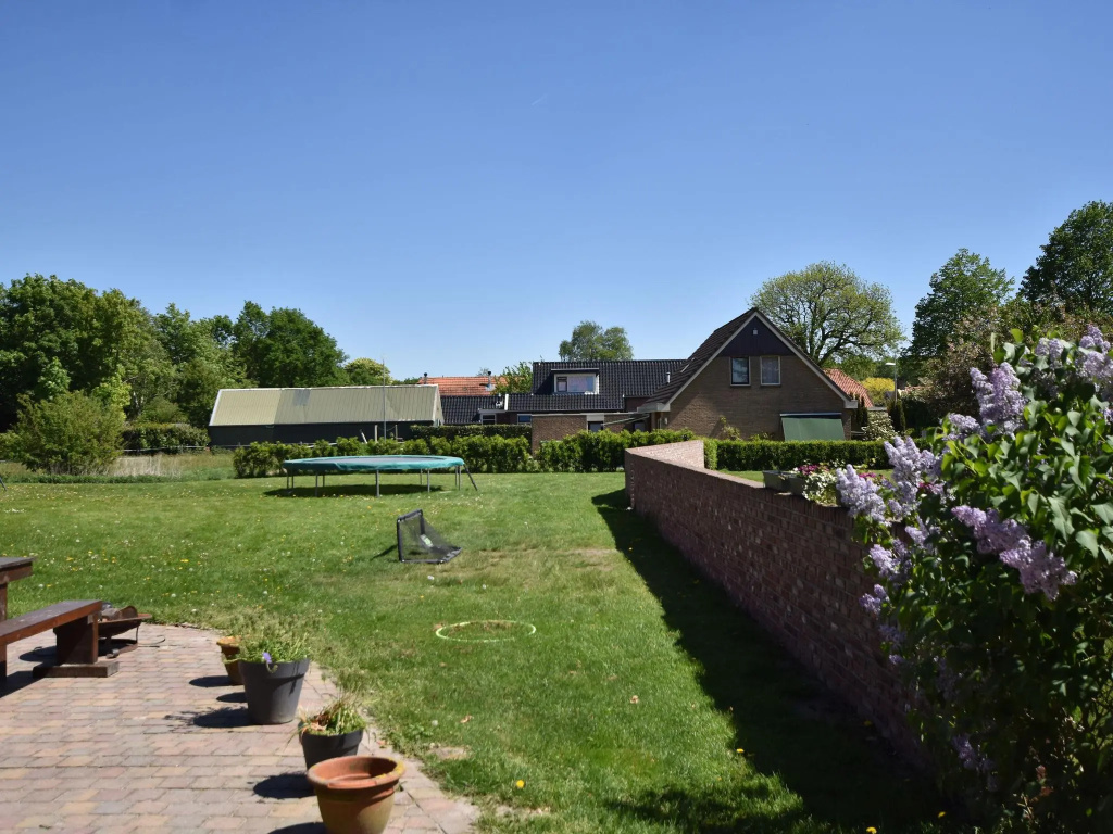 Cozy Holiday Home in Meeden with Large Garden