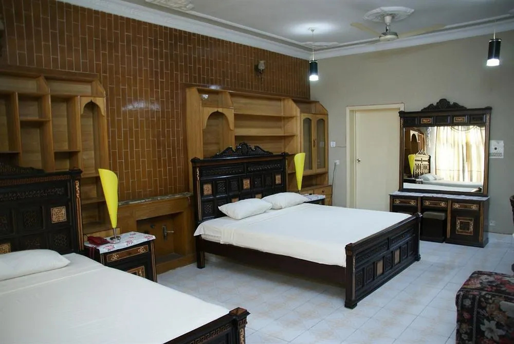 New Cape Grace Guest House