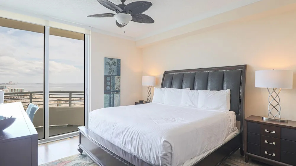 Ocean Club 1607