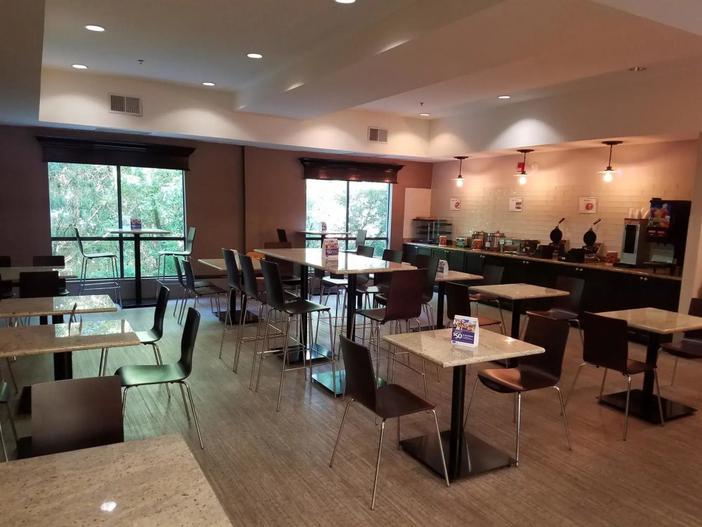 Best Western Magnolia Inn and Suites