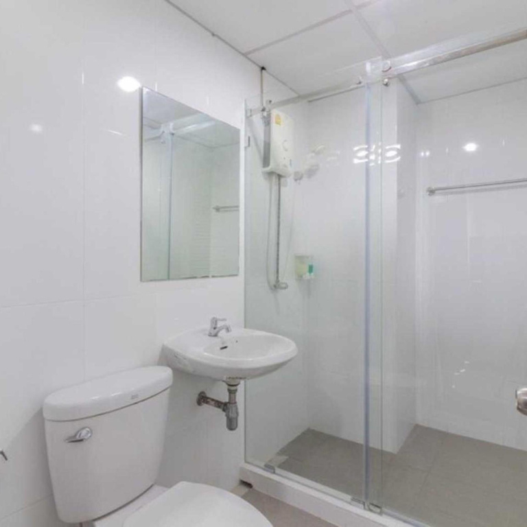Townhouse Siam Privi Hotel