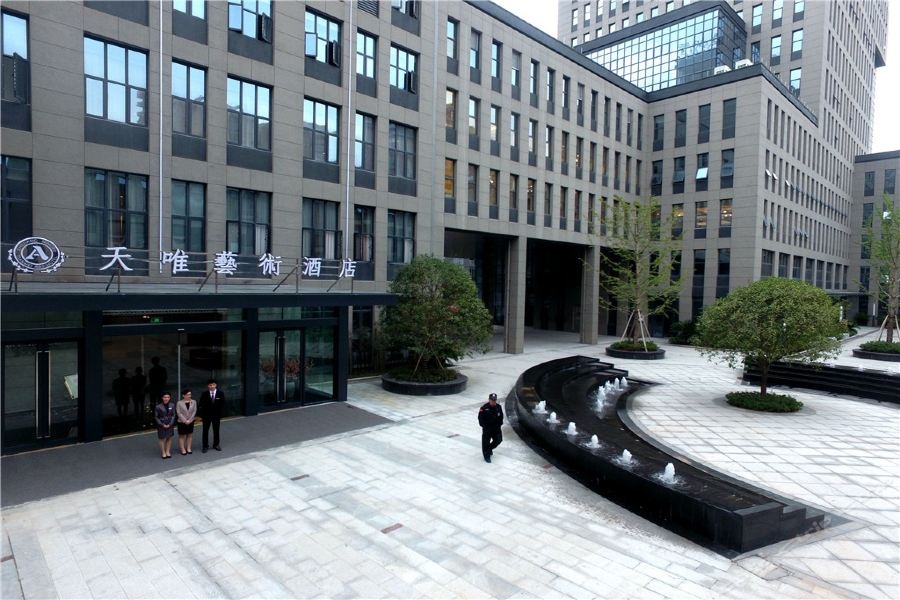 Rezen Hotel Wanda Plaza Tianwei Art Hotel