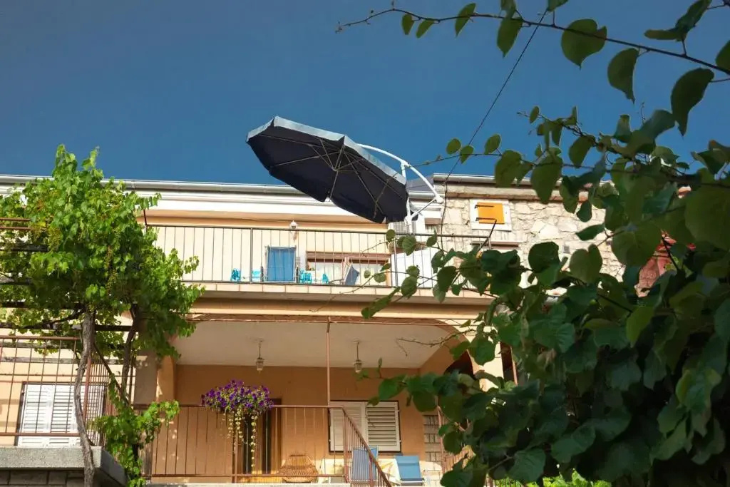 Apartments Tonica