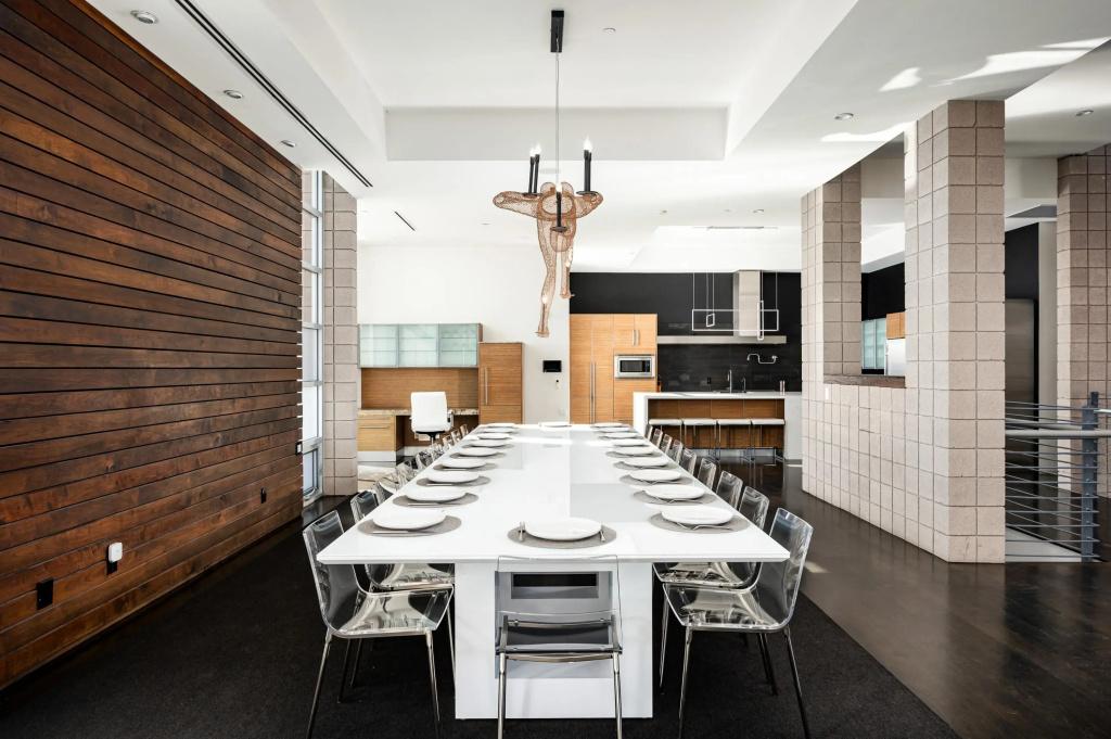 Old Town Scottsdale Iconic Modern Mansion