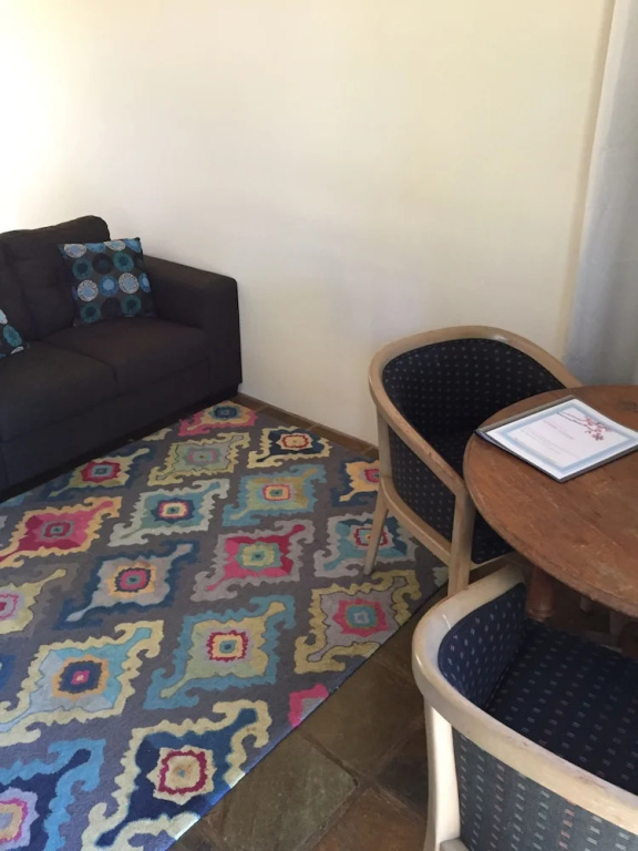 Marri Lodge & Cottages
