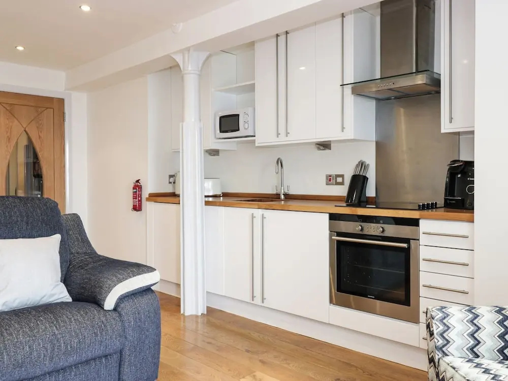 8 Mill Wharf