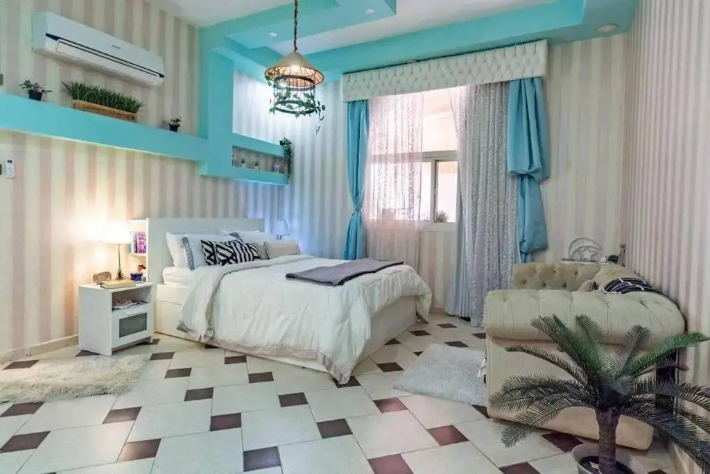 Cheerful 5-Bedroom Villa with Pool