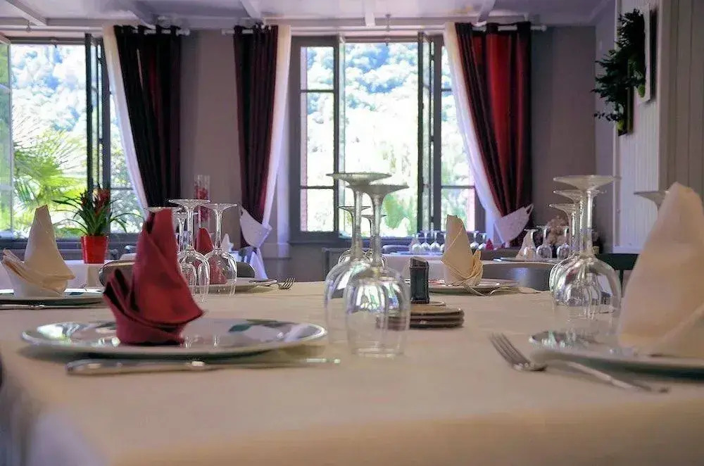 Logis Hôtel La Terrasse