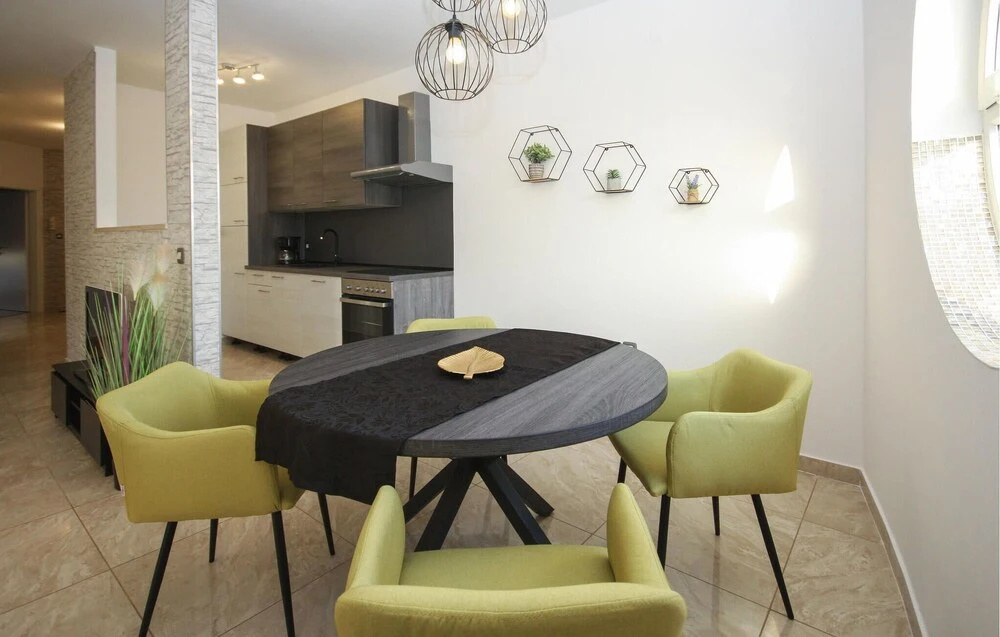 Awesome Apartment in Medulin With Wifi, 2 Bedrooms and Outdoor Swimming Pool