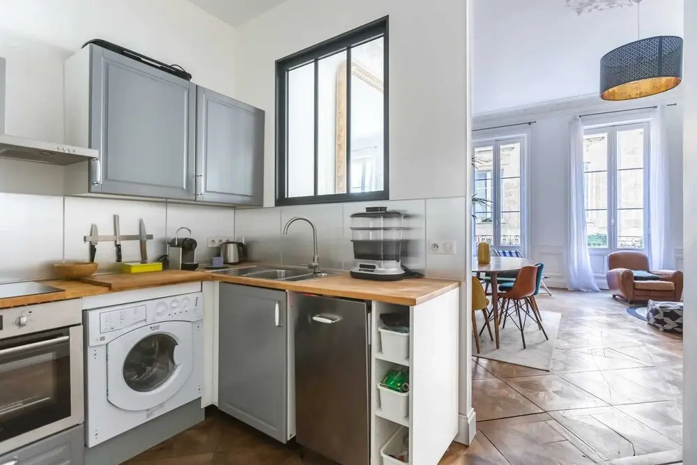 Beautiful 2BR Apartment in Chartrons, Bordeaux