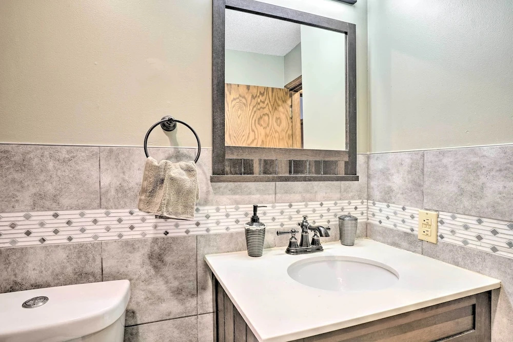 Lovely Minneapolis Home Near Target Field!