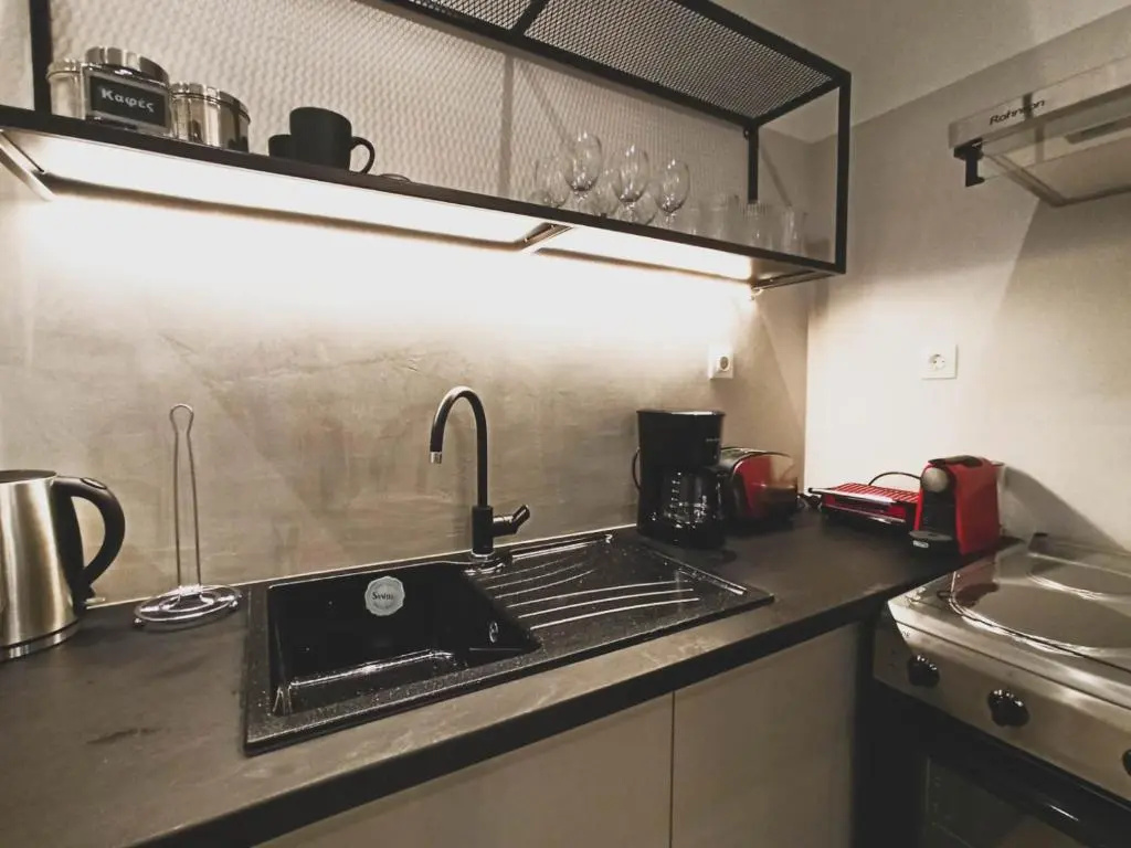 Sunlight - Volos City Center [Spacious Modern Apartments]