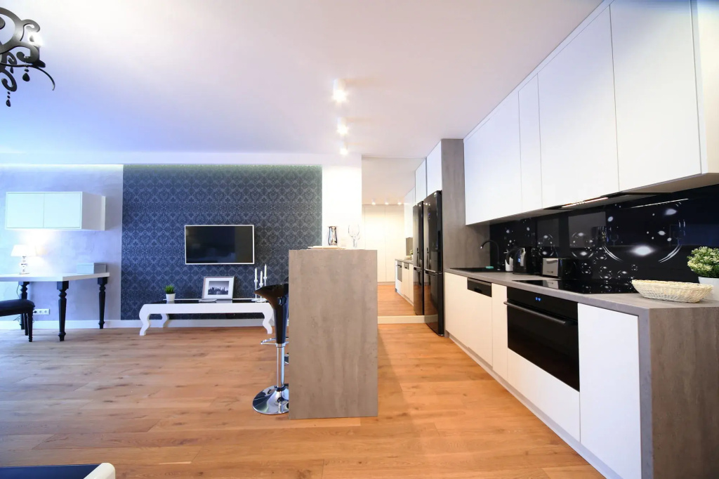 FriendHouse Apartments - Old Town