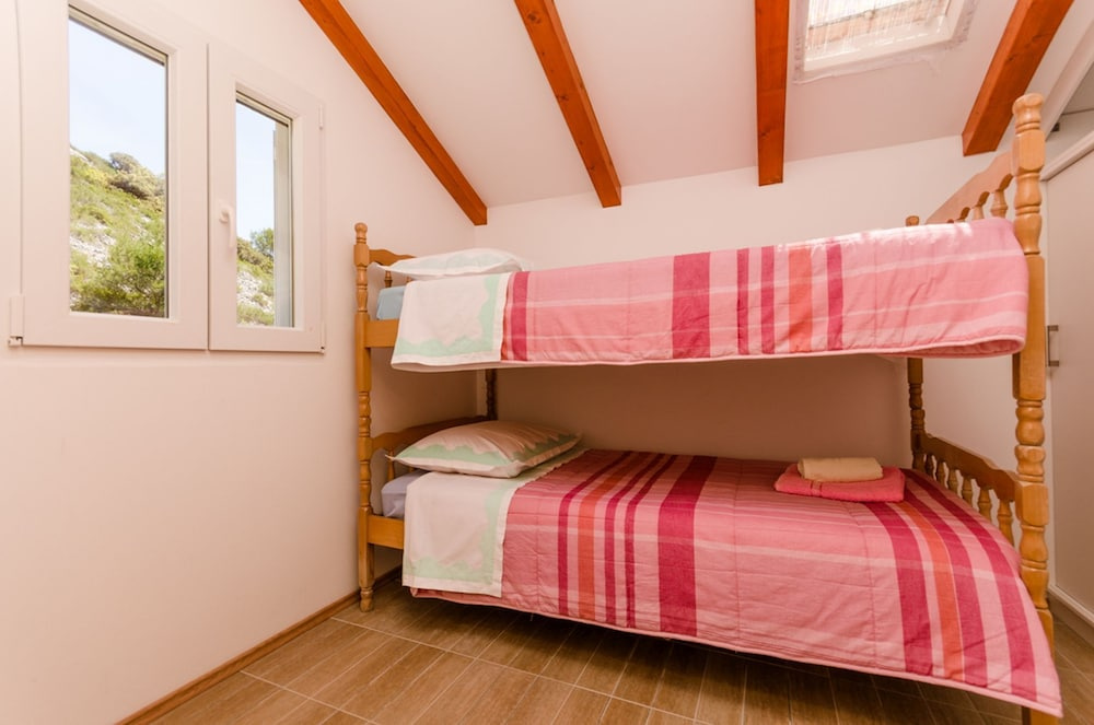 House Ancica