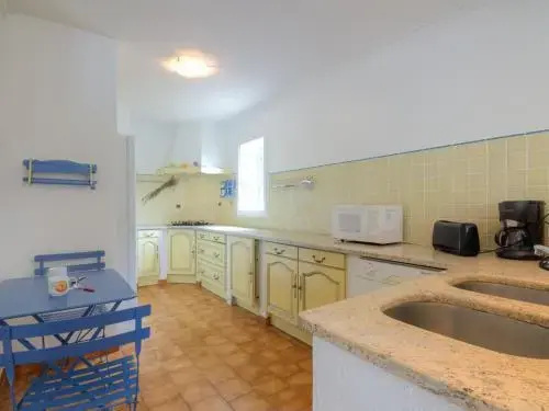 Holiday Home l'Oursinade