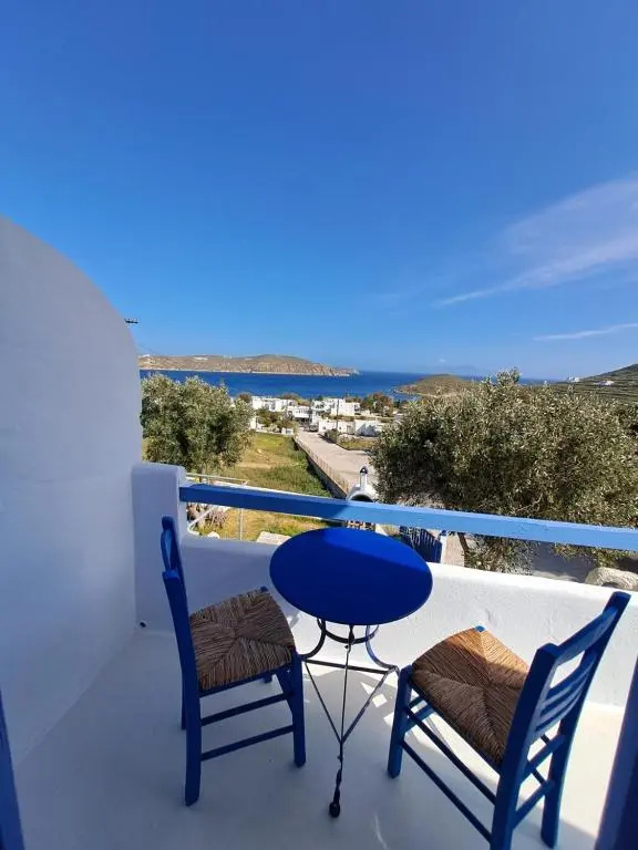 Kalimera Serifos Studio