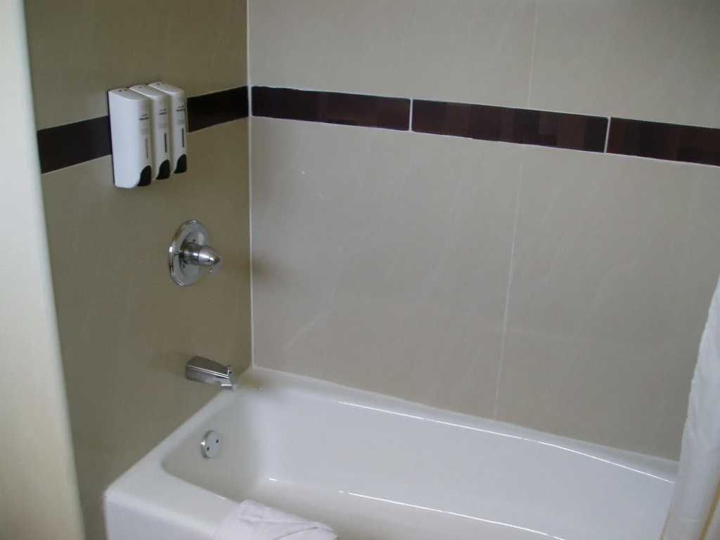 Rockview Inn and Suites