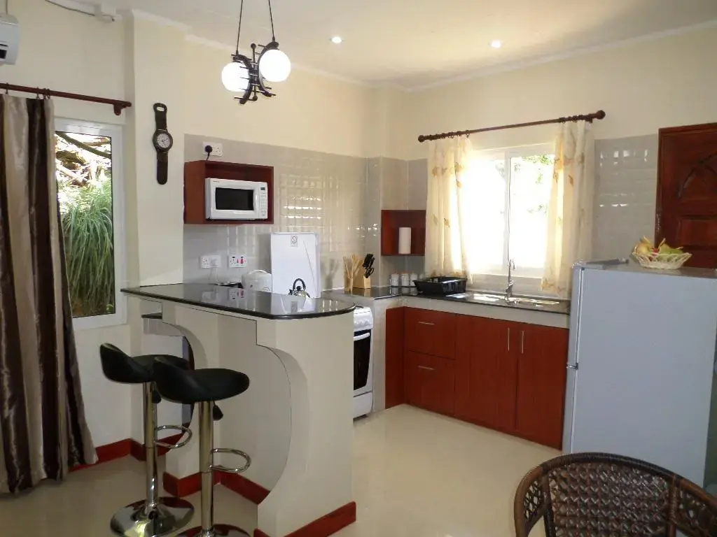 Precious Residence C