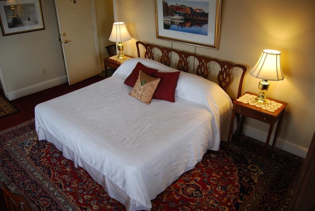 State House Inn