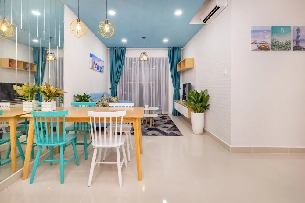 Halo Sun Avenue Apartments