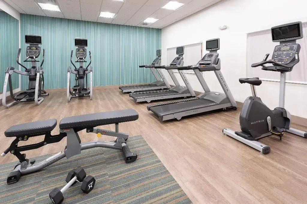 Holiday Inn Express & Suites - Firestone - Longmont by IHG