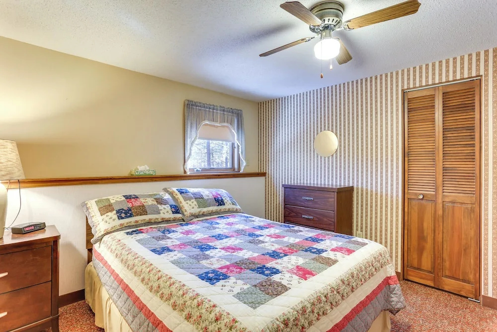 Cozy Black Hills Nature Retreat w/ Private Deck!