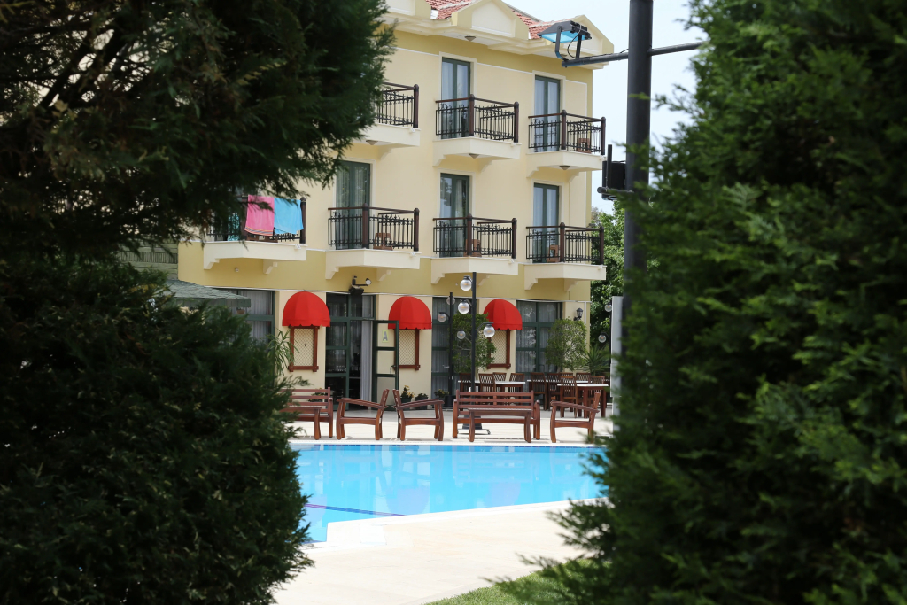 Harman Hotel