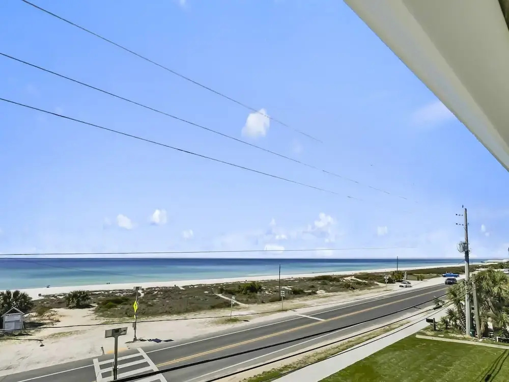 Lorvis Lair 2 Bedroom Condo by RedAwning