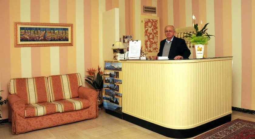Hotel Abas