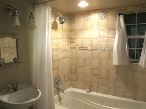 Motel Del Rogue
